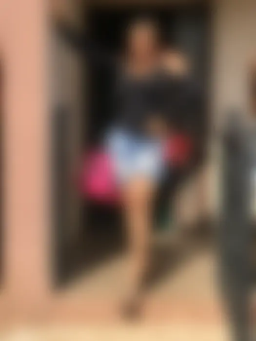 nicolewinterhaven, 24